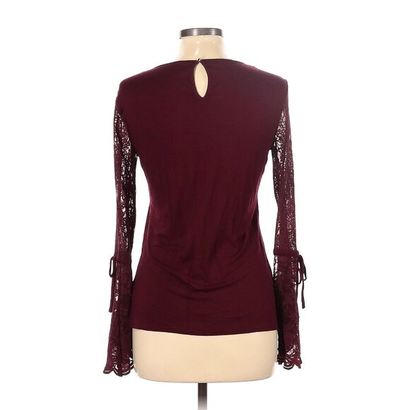 Size Small VINCE CAMUTO BURGUNDY WINE LACE BELL SLEEVE KNIT TOP Shirt Blouse - Picture 3 of 8